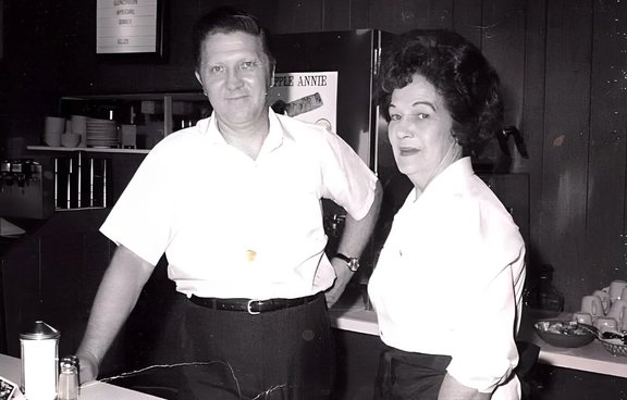 Ken’s Restaurant, Deer Park